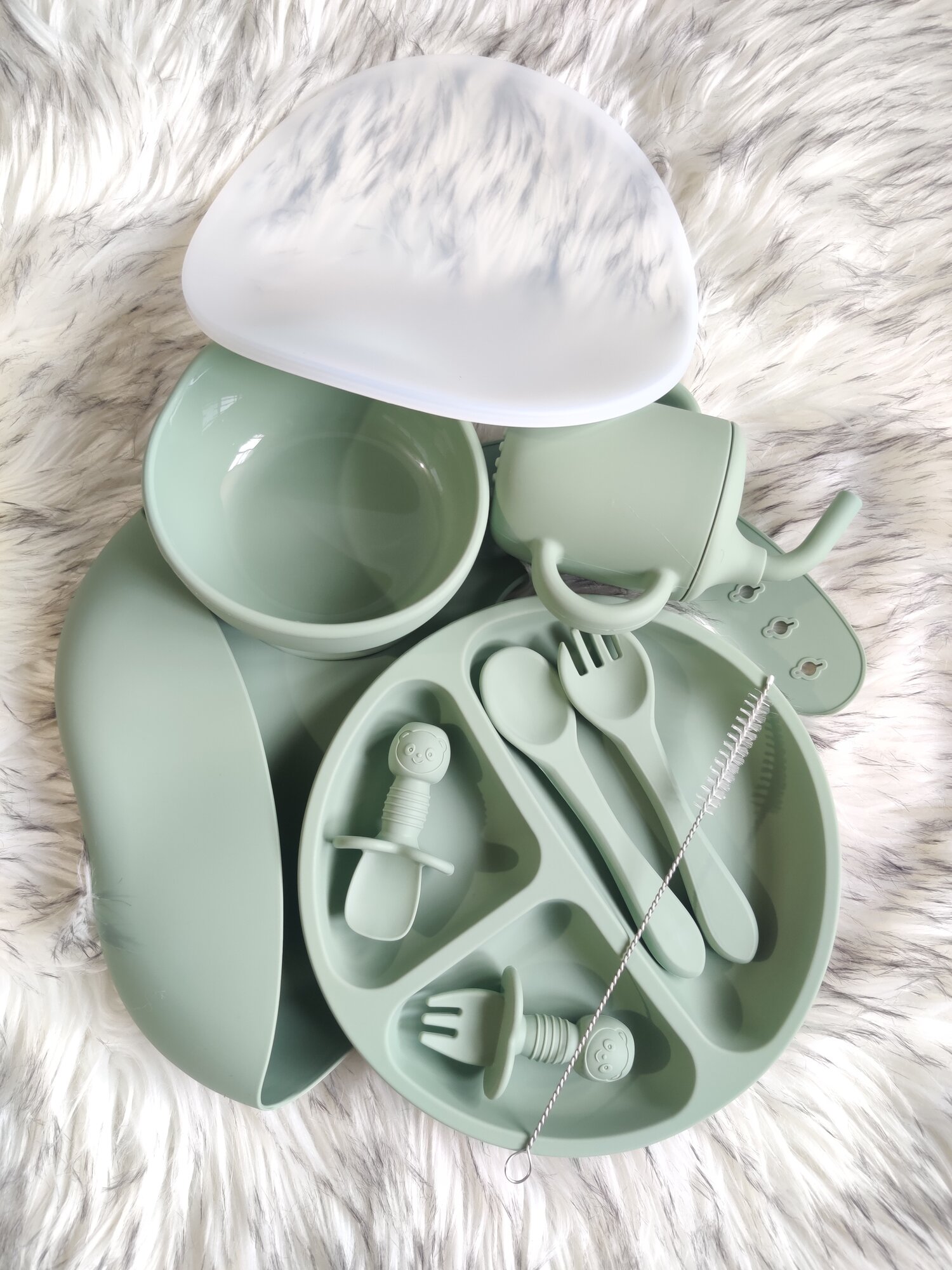 Food grade silicone & BPA free + oven proof upto 229° baby feeding set of 10 pieces